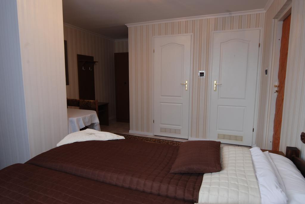 Hotel La-Musica Piaseczno  Dış mekan fotoğraf