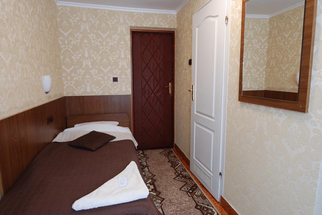 Hotel La-Musica Piaseczno  Dış mekan fotoğraf