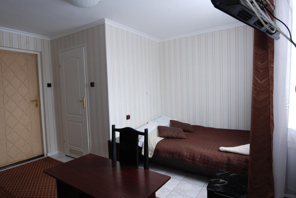 Hotel La-Musica Piaseczno  Dış mekan fotoğraf